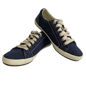 Taos women’s Star Canvas Sneakers in a Blue Wash Color Sz 7